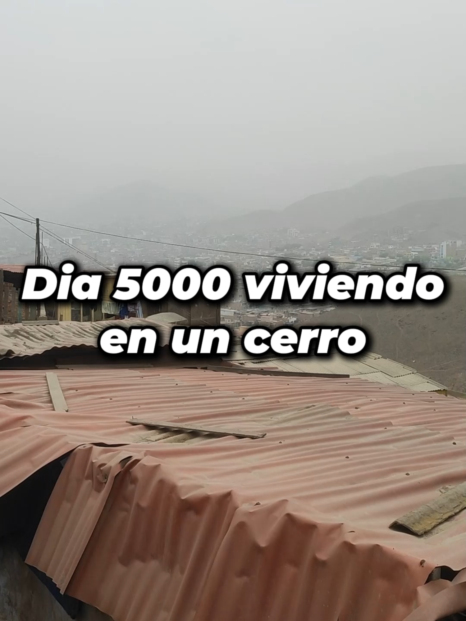 Otro dia mas en peru, asi es como esta mi casa en un cerro xd