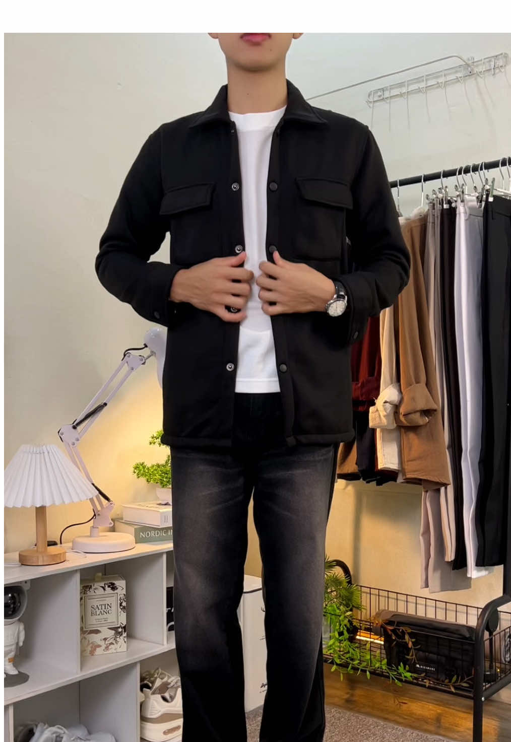 secakep itu jaketnya broo!!#outfitcowok #outfitpria #jacket 