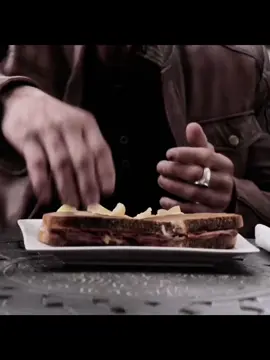 #TikTokFilmTVCompetition #filmbreaker #moviereview #usmovies 