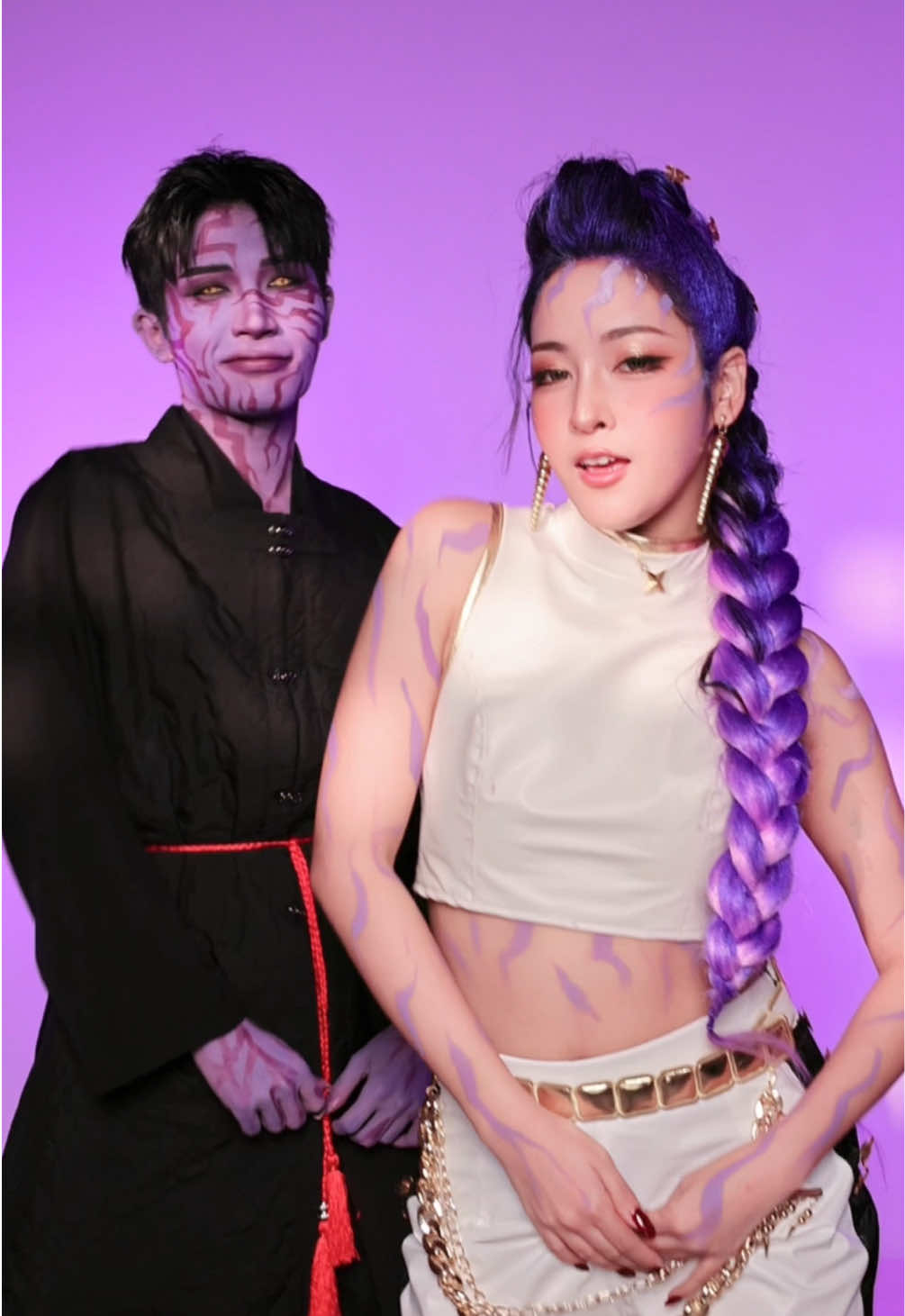 Soda pop 🥤 @MAXIM: MAKEUP BOY 🎨  #jinucosplay #jinu #rumi #kpopdemonhunters #cosplayer 