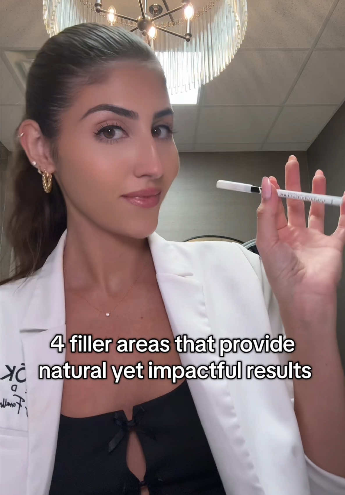 Subtle tweaks make the biggest difference 👏 These 4 filler areas are perfect if you’re after natural, balanced results — not overdone, just refreshed ✨ @Carly | AZ Aesthetic Injector  🗓️ Love your look—Book your appointment today at LookLab.com or call 833.999.5665 (LOOK) #Filler #MedSpa #FacialBalancing 