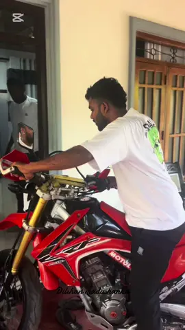 Bye bye sold🥹👋🏻#කොල්ලොන්ට සුපිරියක්🥹🖤#BBK-9340#fyp#viral#tranding#fouryou#onemillionaudition#srilankan_tik_tok🇱🇰 