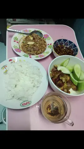 #ဝိချမယ်ဆို မစားဘဲ #မနေနိုင်တာကအေးလေးပစက်ကြီး #မြင်ပါများပြီးချစ်ကျွမ်းဝင်အောင်လို့😜🤗 