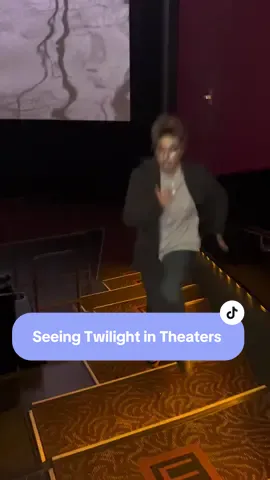 Had to go see Twilight for the 20th anniversary ✨ @AMC Theatres @fathomentertainment @Lionsgate #hoahoahoaseason #twilight #edwardcullen #twilighttiktok #twilightsaga 