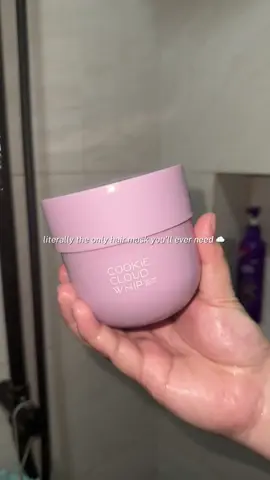 this manic beauty cookie cloud whip hair mask is worth EVERY PENNY! thank u for saving my hair 😭💜#manicbeauty #manicbeautyhairmask #cookiecloudwhipbymanicbeauty #hairmask #haircare 