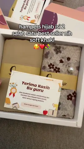 hampers hijab duet dari azara nih temen temen cakep ukuran standard #hadiahguru #hadiahhariguru #kadoguru #hampershijab #hampersbox 