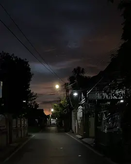 #liriklagu #orangtimur #fyp 