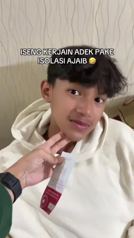 pake in pemutih gigi dari metoo 😆 #pemutihgigi #metoo #metooofficial #metoosmile #gigiputih 