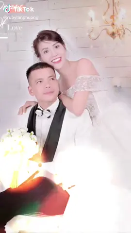 Hàng chình mình níu kéo rạng ngời có em là bạn đời ❤️❤️❤️