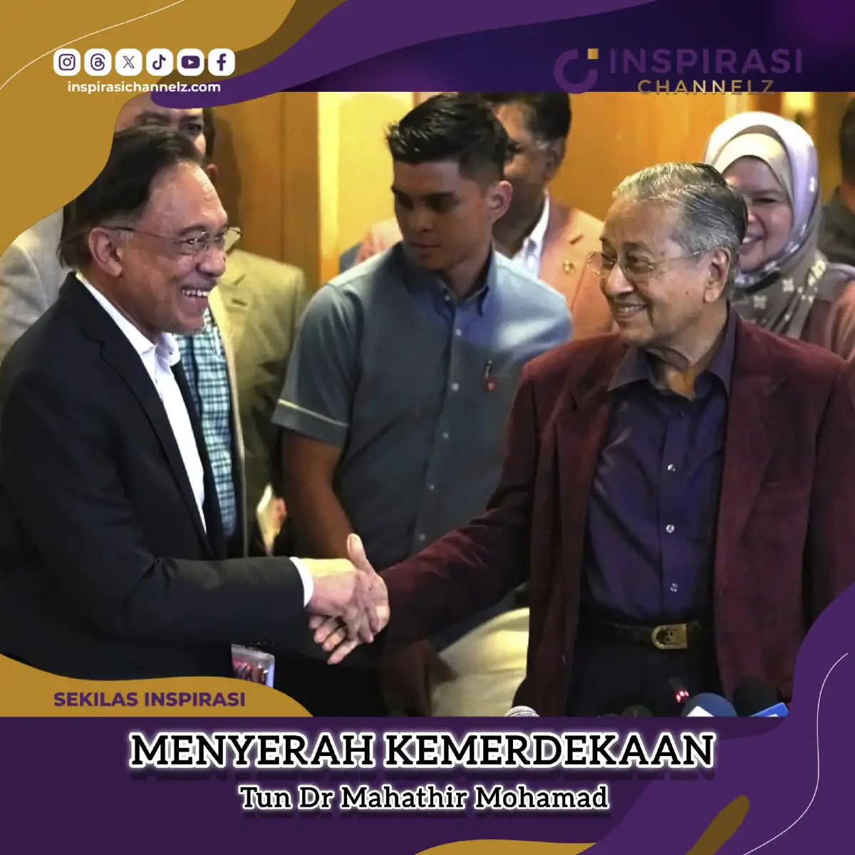 𝗠𝗘𝗡𝗬𝗘𝗥𝗔𝗛 𝗞𝗘𝗠𝗘𝗥𝗗𝗘𝗞𝗔𝗔𝗡 1. Saya tak pernah fikir yang saya akan hidup untuk menyaksi bagaimana pemimpin Malaysia sanggup serah kemerdekaan kita hanya untuk nampak hebat buat beberapa minit dan di usap kepala oleh pemimpin asing. 2. Tapi ini yang berlaku, dan kini kita terpaksa tunduk pada kehendak Amerika Syarikat dalam hampir semua urusan perdagangan dan ekonomi kita. Ternampak yang kita telah serah kedaulatan kita. 3. Pada tahun 1957 ketika berjuang untuk kemerdekaan, kita berusaha untuk tentukan nasib kita dan di  tahun-tahun berikutnya, kita bekerja keras untuk menghapus segala bentuk pengaruh asing ke atas negara kita, terutama dalam perdagangan dan ekonomi. 4. Tentu rakyat Malaysia masih ingat Dawn Raid dan Buy British Last sebagai contoh keazaman kita pertahan kemerdekaan dan keengganan kita untuk ikut telunjuk kuasa asing kerana kita negara merdeka dan kita sangup mati untuk pertahankan kedaulatan kita. 5. Malangnya, dalam perdagangan timbal balik antara Amerika Syarikat dan Malaysia, kita telah korbankan kemerdekaan kita dengan membenarkan Amerika mengenakan kehendaknya ke atas kita. 6. Apa yang kita saksikan bukanlah satu perkongsian, jauh sekali timbal balik. 7. Ia penyerahan kebebasan ekonomi yang kita bina dan telah pertahankan dengan susah payah. 8. Kita setuju beli kapal terbang, gas dan mesin mereka, patuh pada peraturan digital mereka, benar mereka nikmati hasil mineral nadir bumi kita, buka pasaran kita ikut syarat mereka, dan patuh pada syarat mereka tentang dengan siapa kita boleh atau tidak boleh berniaga. 9. Semua ini hanya untuk secebis pelepasan tarif. 10. Benar ada  𝒆𝒙𝒊𝒕 𝒄𝒍𝒂𝒖𝒔𝒆, tapi dari awal lagi terdapat syarat yang jelas menjerut kemerdekaan Malaysia, kenapa mesti kita setuju perjanjian itu? 11. Dan walau ada 𝒆𝒙𝒊𝒕 𝒄𝒍𝒂𝒖𝒔𝒆, bolehkah kita percaya yang Amerika Syarikat akan mudah setuju untuk batal? 12. Jika kerajaan gunakan 𝒆𝒙𝒊𝒕 𝒄𝒍𝒂𝒖𝒔𝒆 untuk lepaskan diri dari perjanjian berat sebelah, jelas bahawa kerajaan ini tidak tahu bagaimana untuk berunding dengan baik sejak awal lagi. 13. Inilah penjajahan baru (neo-kolonialisme) yang pemimpin-pemimpin serantau sebut sejak dari zaman awal kemerdekaan dulu. 14. Berhentilah guna istilah perdagangan dan kerjasama, atau berdiplomasi — akuilah yang anda telah perdagangkan kemerdekaan negara kita kerana anda tidak berani dan terlalu ingin senangkan hati kuasa asing. 15. Dan kuasa itu pula ialah pihak yang menyokong dan melakukan pembunuhan beramai-ramai terhadap rakyat Palestin. DR. MAHATHIR BIN MOHAMAD 30 Oktober 2025 ------------------------------------------------  #InspirasiChannelz | #FaktaBukanAuta 