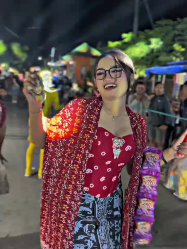 katakan sogok keri💃🏻🤙🏻@desitaptri_ #fyp #fypシ゚viral #karnaval2025 