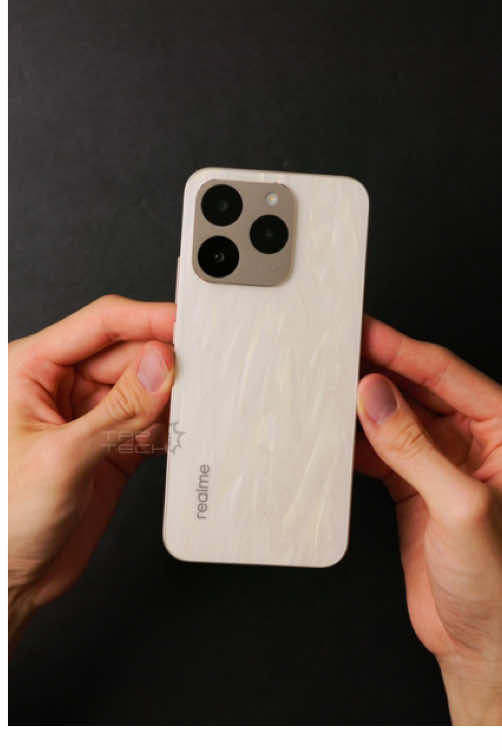 Every angle looks great? Let’s find out! realme 15T 5G unboxing! #realme #realme15t #asmr #unboxing #taptech @realmeMalaysia 