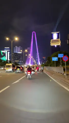 khi phố lên đèn#caubasonlenden #