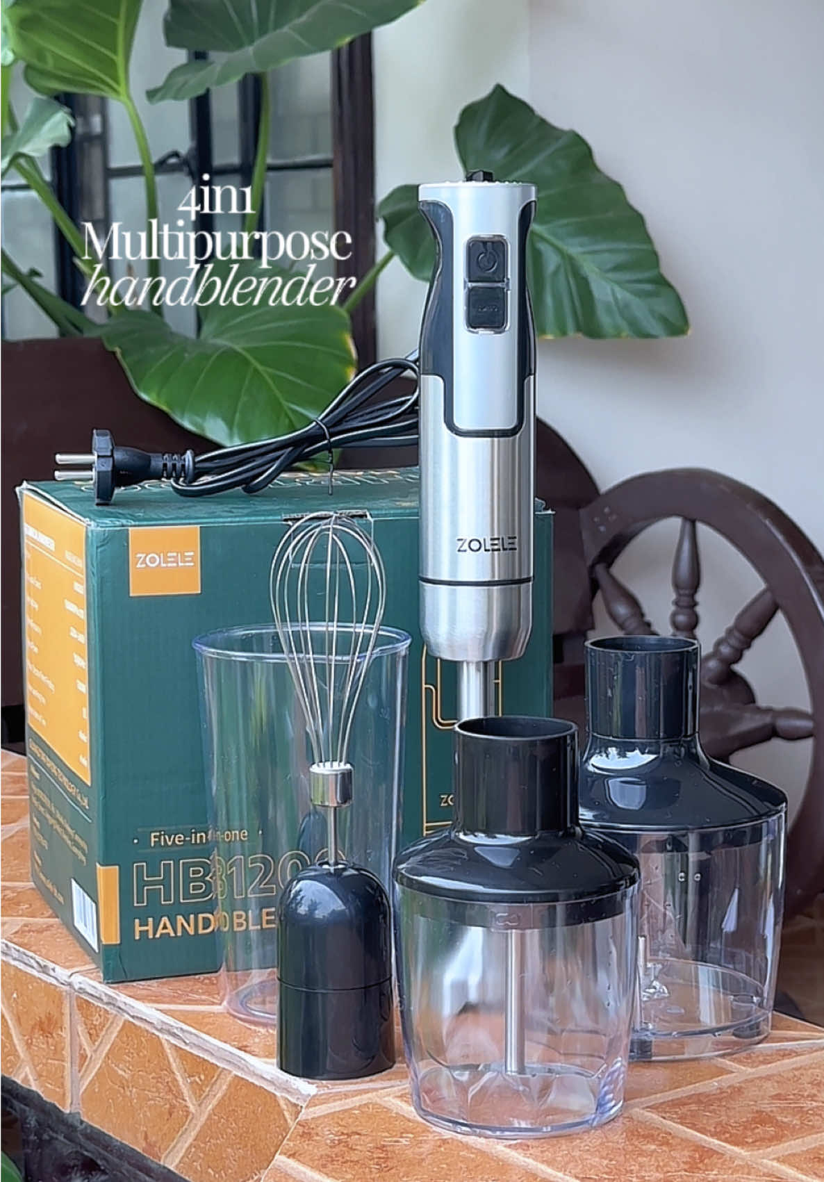 Easily blend, chop, whisk & grind gamit itong 4in1 Handheld Blender from Zolele! It’s currently on sale kaya kung gusto mo mapadali ang routine mo sa kusina, check out na!!! 💯🥳✨ #fyp #blender #multipurposeblender #handheldblender #foryoupage 