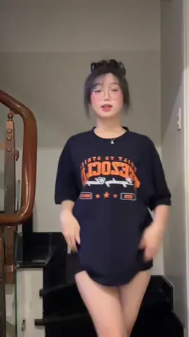 chạ hiểu tictoc bị gì #kanhihi_ #TikTokDanceVN 