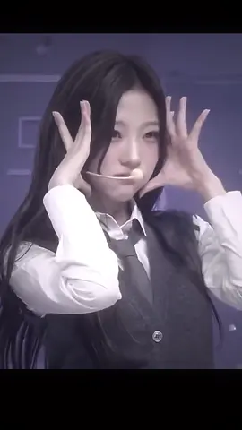 หน้าหมวย ยิ้มหวาน #stella #hearts2hearts 