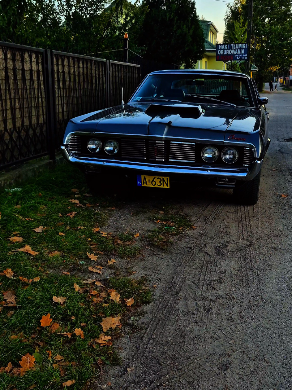 Another edit and I think the last one of this car,How would you rate this edition? Do you like movies like this? Do you prefer something more aggressive ?😎 (Part3/3)Although there may still be a film with him in the future 😉 #caredit #ford 