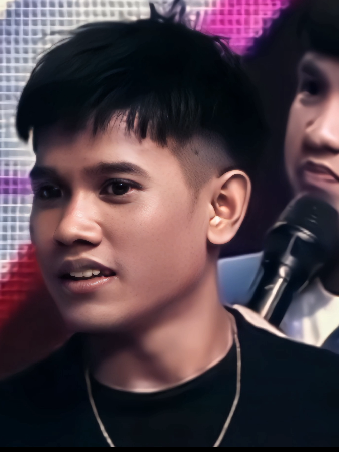 Sesekali post si berondong Valen di akun ini, mumpung lagi buka akun ini ☺️🙌  #valen #dangdutacademy7 #valenda7 