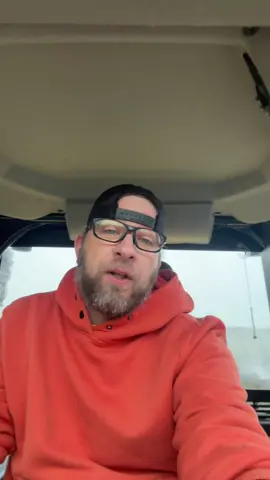 No. It’s not like that. #rain #work #bluecollar #easy #hard 