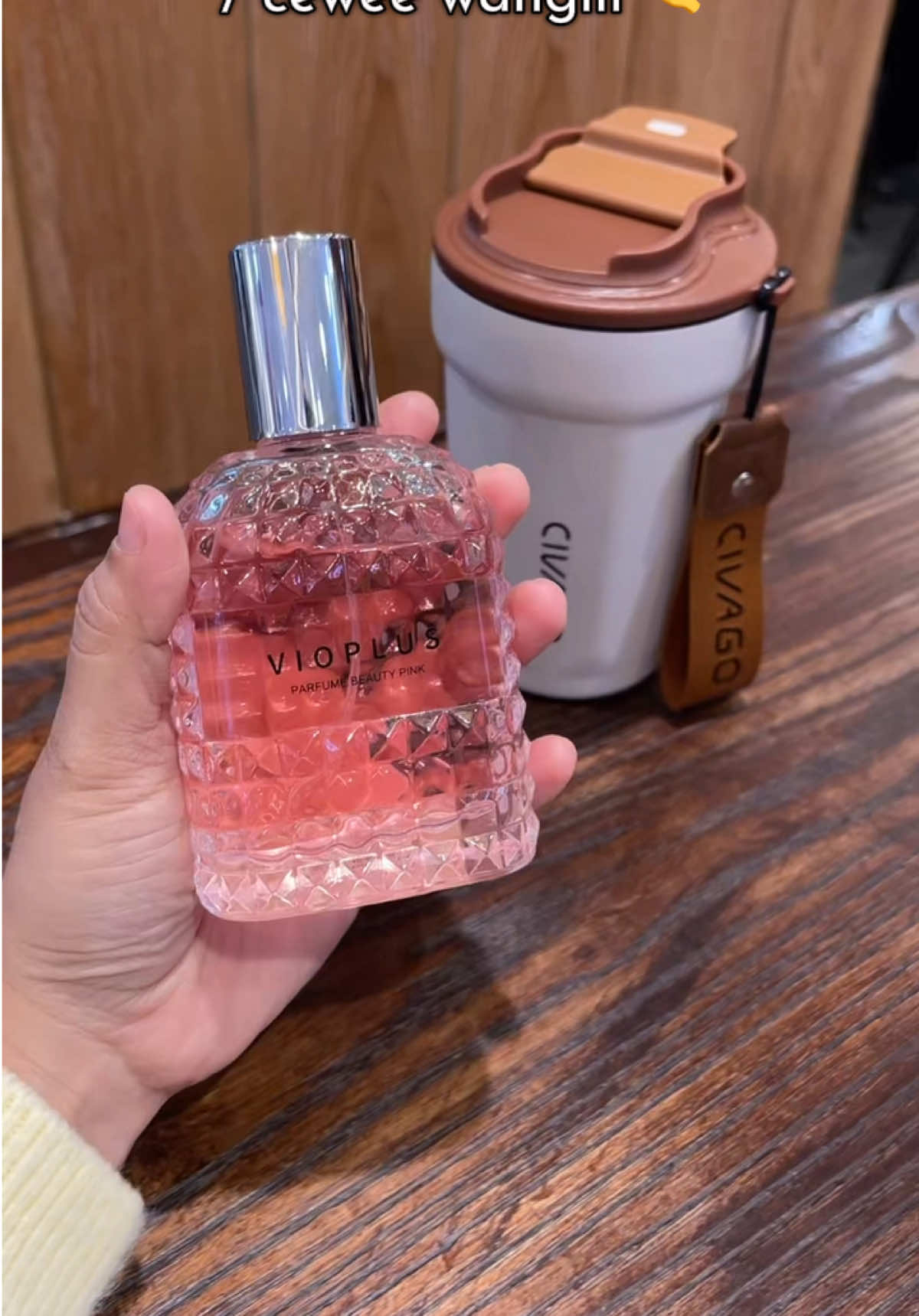 Kita usahakan 22nya dongg🛍️🎀.. #parfumvioplus #parfum #parfumereccomended #vioplus 