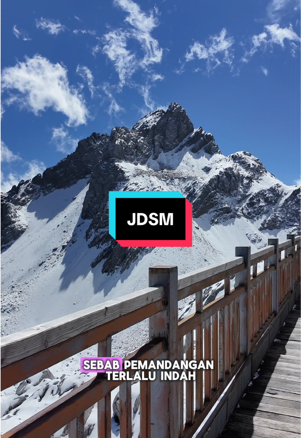 Tak banyak video yang aku jumpa betul2 explain step by step detail cara nak ke Jade Dragon Snow Mountain & ape yang kene expect ➡️ so aku harap video aku edit ni dapat tolong korang esp yang memang akan ke JDSM soon! Jangan lupa bila da sampai JDSM / Blue Moon Lake, banyak2 kan bertakbir ya geng ✌🏻✨ P/S bawak makanan sendiri (RTE) kalau takot makan lunch Agent sediakan 🤣🤣🤣… hahah #jadedragonsnowmountain #yunnan  #itinerary #lijiang #china #muslim #travel #tips 