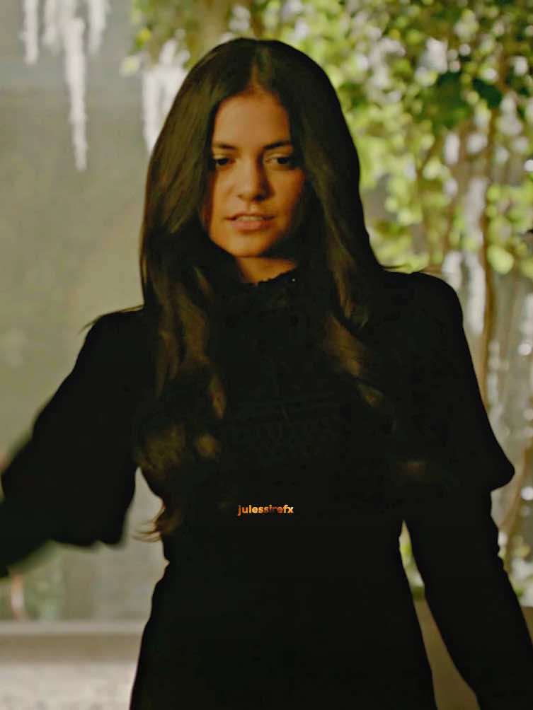 guys i love playing as her in roblox ✌️ scp: asirespacks | cc: .maiaaep #inadulabonair #tvdu #fyp #foryoupage #inadulabonairedit  Inadu labonair edit, the originals, witches of tvdu