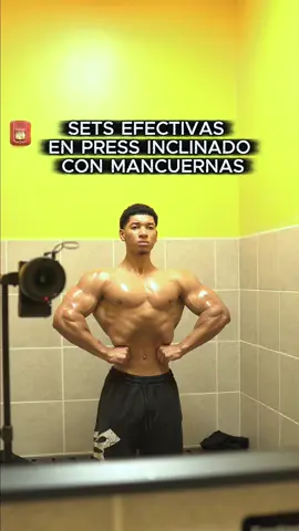 Press inclinado con mancuernas #gym #Fitness 