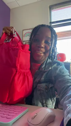 what did bring for lunch today?? #teachersoftiktok #elementaryteacher #kindergartenteacher #teachertok #fyp @fit+fresh 