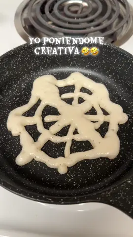 Lo importante es q a mi niño le encanto😍😂#Hallowen 😀 si yo digo q es  una tela y una araña asi es ok 🤫😂😂