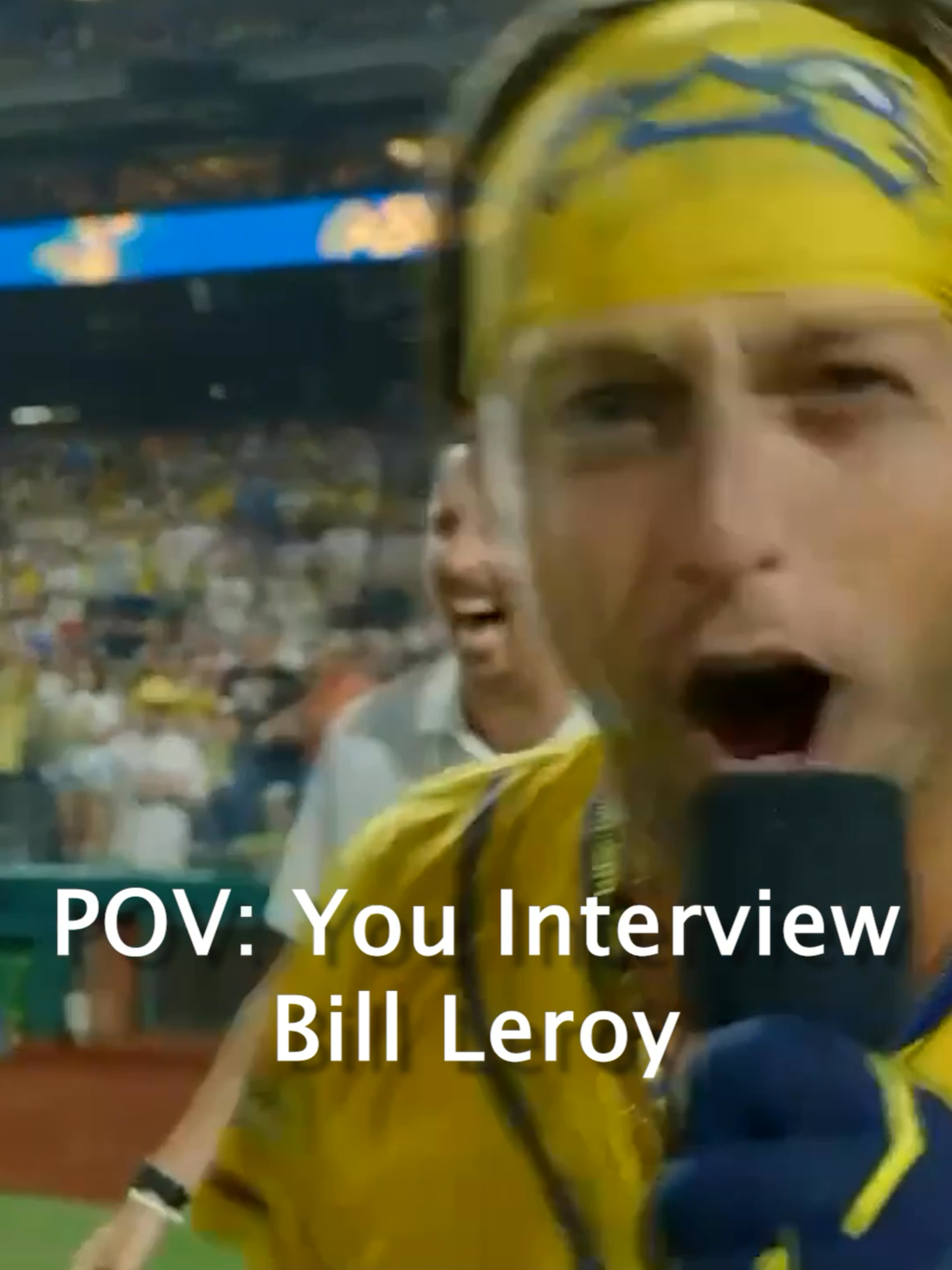 Is there anything more terrifying than @billleroy after a home run?! #halloween #pyscho #savannahbananas #murder