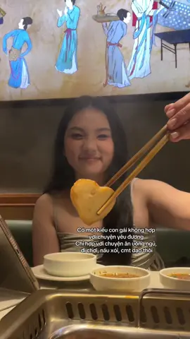 Cổ còn là một người hướng nội không giỏi giao tiếp nữa cơ 🫠