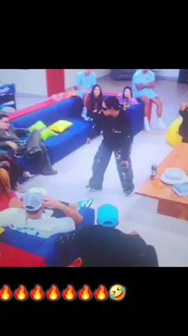 #viral #dyckmanstreet #quisqueya #inwood #plazaquisqueya 