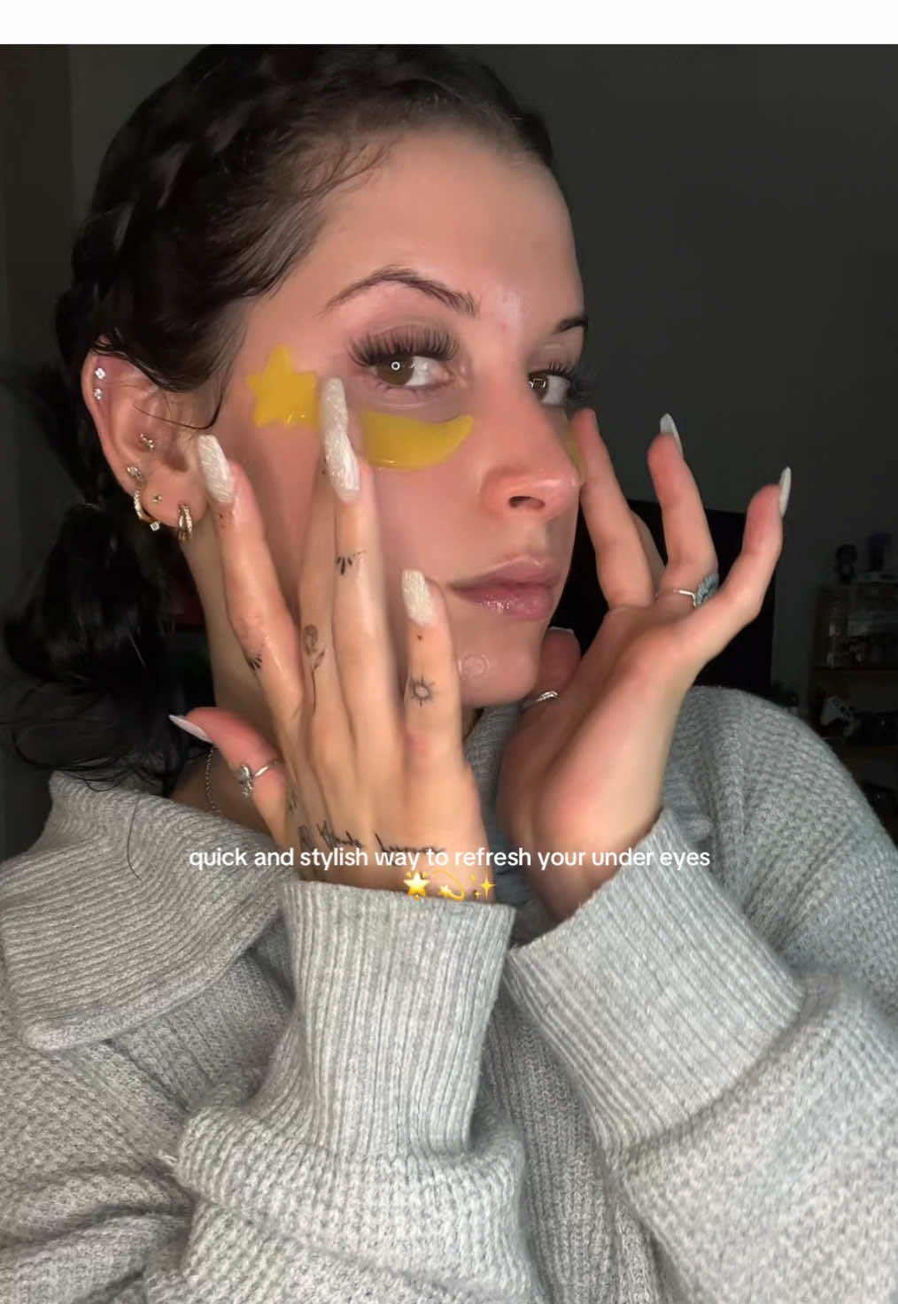 essential for a quick mid day refresh 🫶🏼 @Elluma Beauty #ellumabeauty #eyemasks #eyepatches #darkcircles  #undereyes 