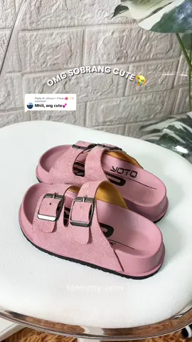 Replying to @𝓐𝓵𝓮𝔁𝓪’𝓼 𝓕𝓲𝓷𝓭𝓼🛍️✨ etoo pooo and super cute talaga can't waaaaait sa bago kong biniling kulay😩🤍 #slipper #slipperforkids #slipperforgirls #MomsofTikTok #dadsoftiktok 