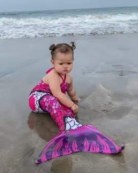 jadi mermaid dlu gess🥰 #briella #babaa #kimberlyandbriella #funny #fyp 