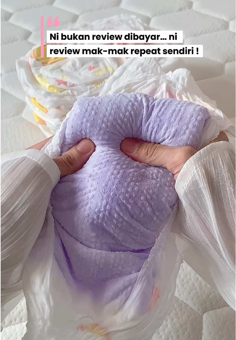 Replying to @nandotco  Diapers ni dah repeat tak tahu kali ke berapa dah ni ! Tak bocor pun gais 😍 Kalau korang nak budget boleh try ni tau.. #diapersmurah #diapersB40 #diapersnipisantibocor #diapers #diapersbaby    