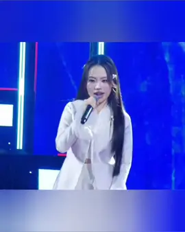 Biểu cảm của Phương Mỹ Chi khi thấy ảnh dìm của fan ❤🐸 Hơi hơi nhắc nhở thui nhe  #xuhuongtiktok #viral #phuongmychi #xh 