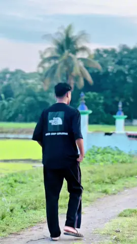 🥹❤️‍🩹 #outfit Cowok berwana #unfrezzmyaccount 