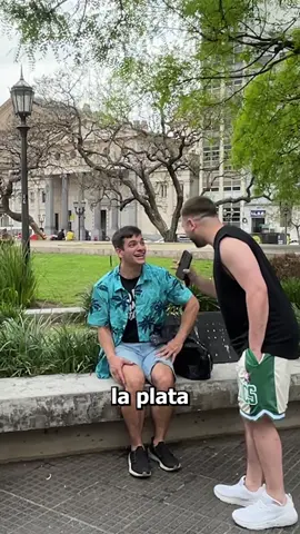 Entrevistas con infiltrado 🗿 #humor #broma #calle 