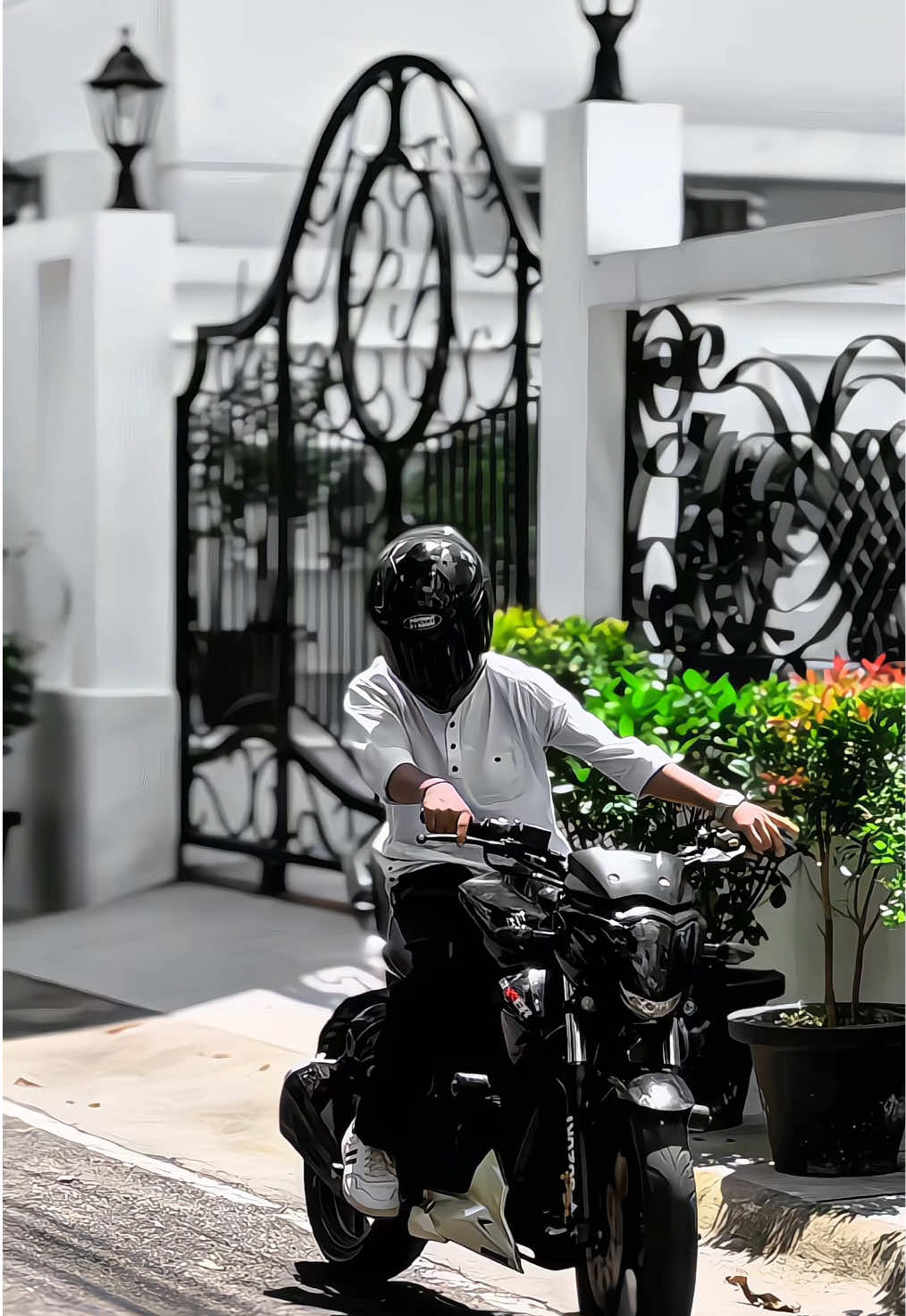 Colbe? 🛐 #your_shahan_ #sylheti_fua #hindisong #bike #white 