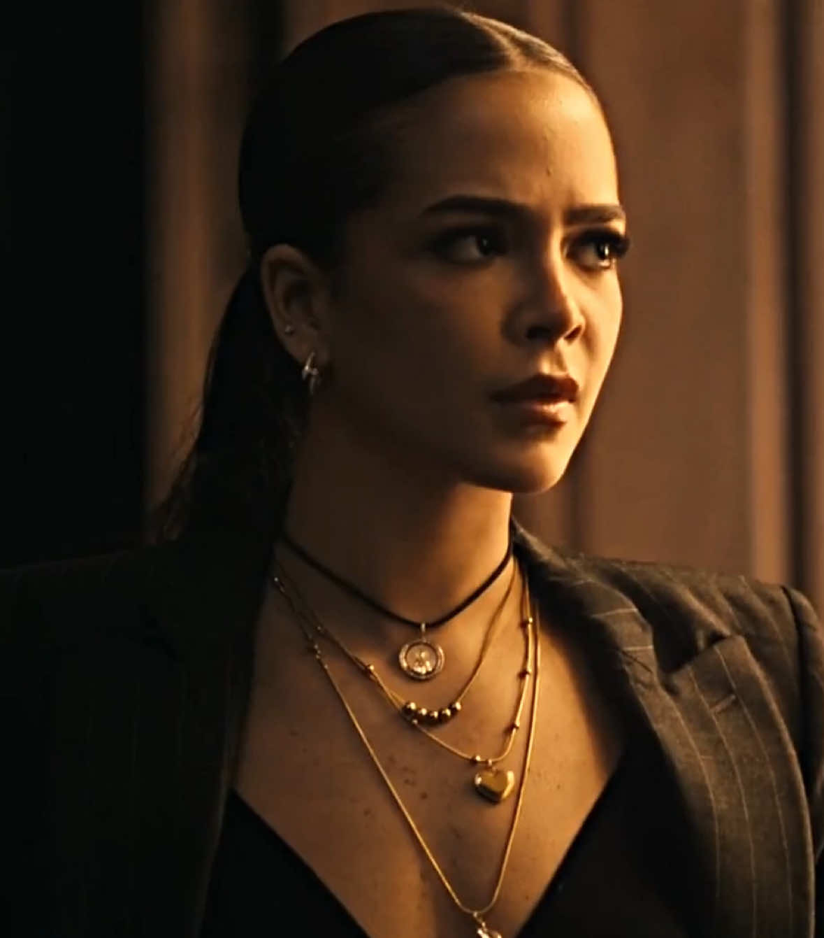 icônica! @Mel Maia 🍯 @Netflix Brasil #mirnaguerra #melmaia #osdonosdojogo #andrelamoglia #julianapaes xama profeta suzana bufalo edit fyp