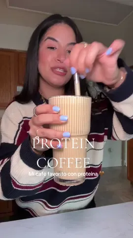 Mi hora favorita del día es la de tomarme este Cafesito 🥰🤎 #proteincoffee #javvycoffee #javvyproteincoffee #cafeconproteina #cafesaludable 