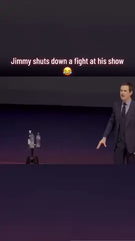 A fight breaks out in the crowd at a Jimmy Carr show. #fyp #comedy #standup #fyt #foryoupage❤️❤️ 