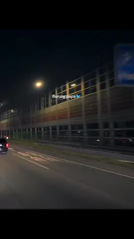 Asek goyangg🤺💃🤸‍♂️ MAntap kali remixnya🗿🗿🤣🤣 #xyzcba #lyrics #fouryou 