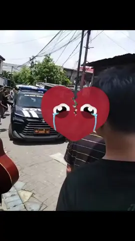 Info terkini ,pelaku curanmor di jojoran surabaya tertangkap oleh warga , dan di bakar hidup2. #fypage #reelfb  #maling #curanmor #dibakar 