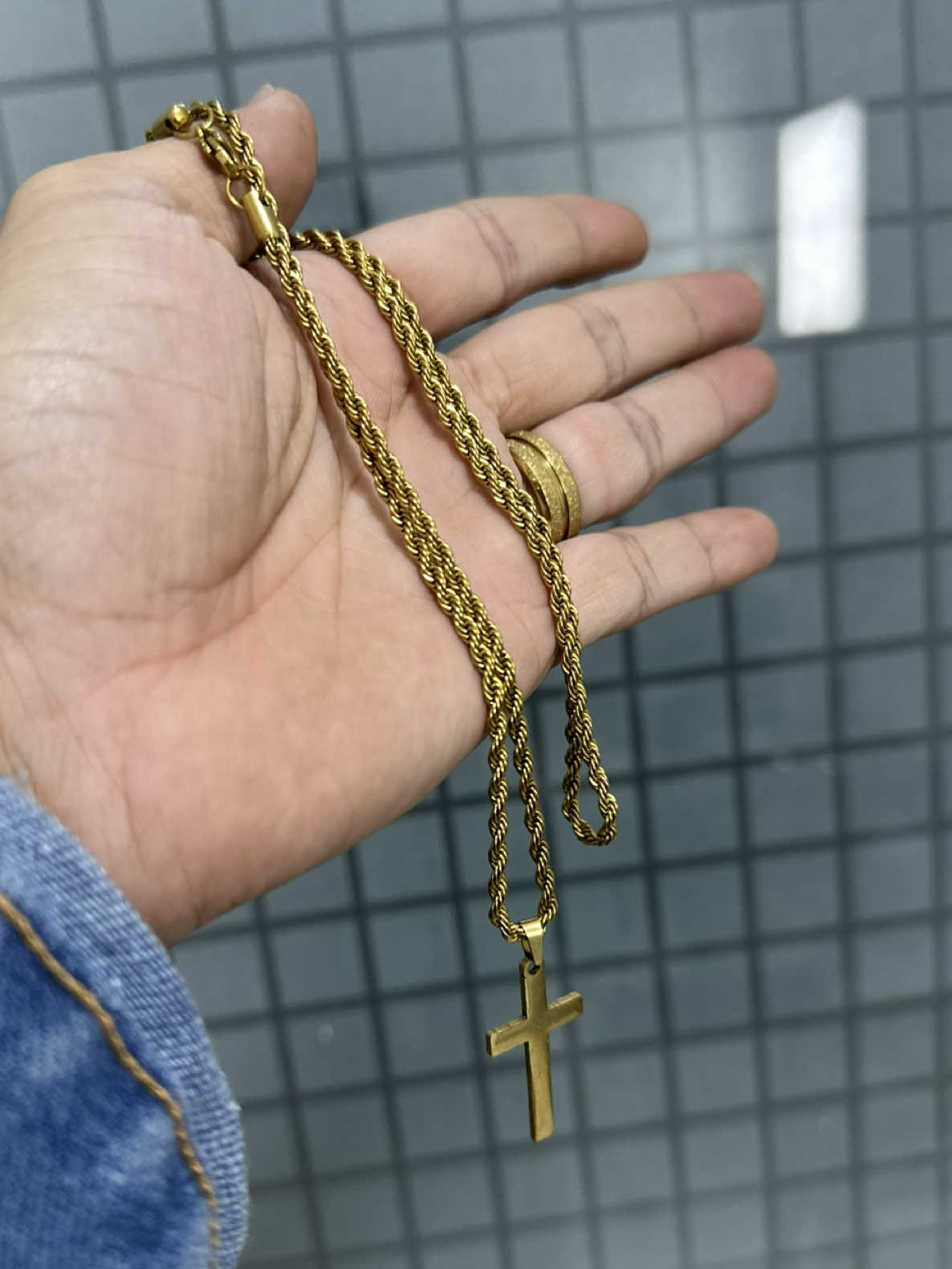 Membalas @Ming Dayak  #kalungtambang #kalungsalib #kalungtitanium #kalungtitaniumantikarat 