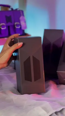 Pre-orden Army BOMB oficial lightstick 💜✨  Aún tenemos algunas unidades disponibles para entrega inmediata 🤩 APARTA LA TUYA  Si estás en Colombia separas con 35 mil pesos y si estás fuera del país con 25 usd ❤️‍🔥 #bts #armybomb #armybts #merchoficial 