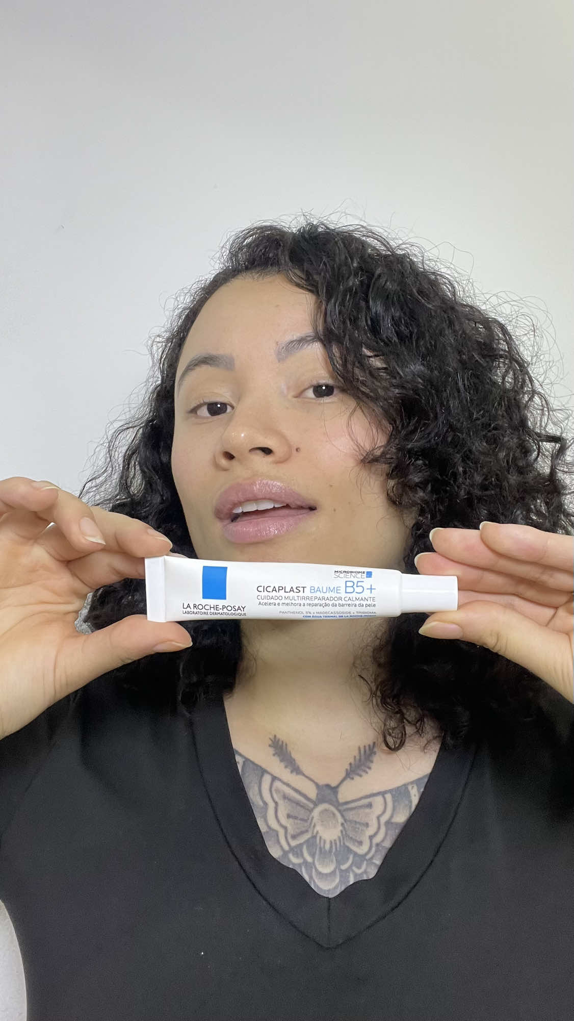 3 dias de cuidado real com o Cicaplast Baume B5+ 💋✨ Multirreparador, calmante e super hidratante, meu novo essencial de autocuidado!  #LaRochePosay #CicaplastB5 #CuidadosComAPele #UGCCreator #IGCCreator      