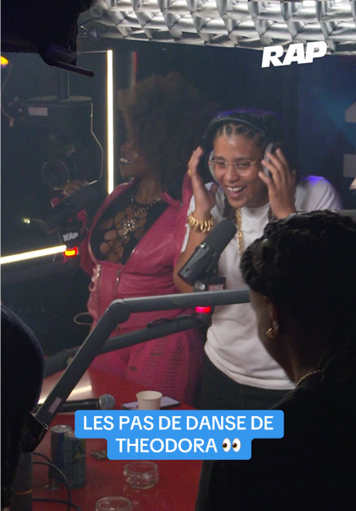 Vous attendez la sortie des sons entre @Boss lady 💋🪖 et @MERYL ⁉️