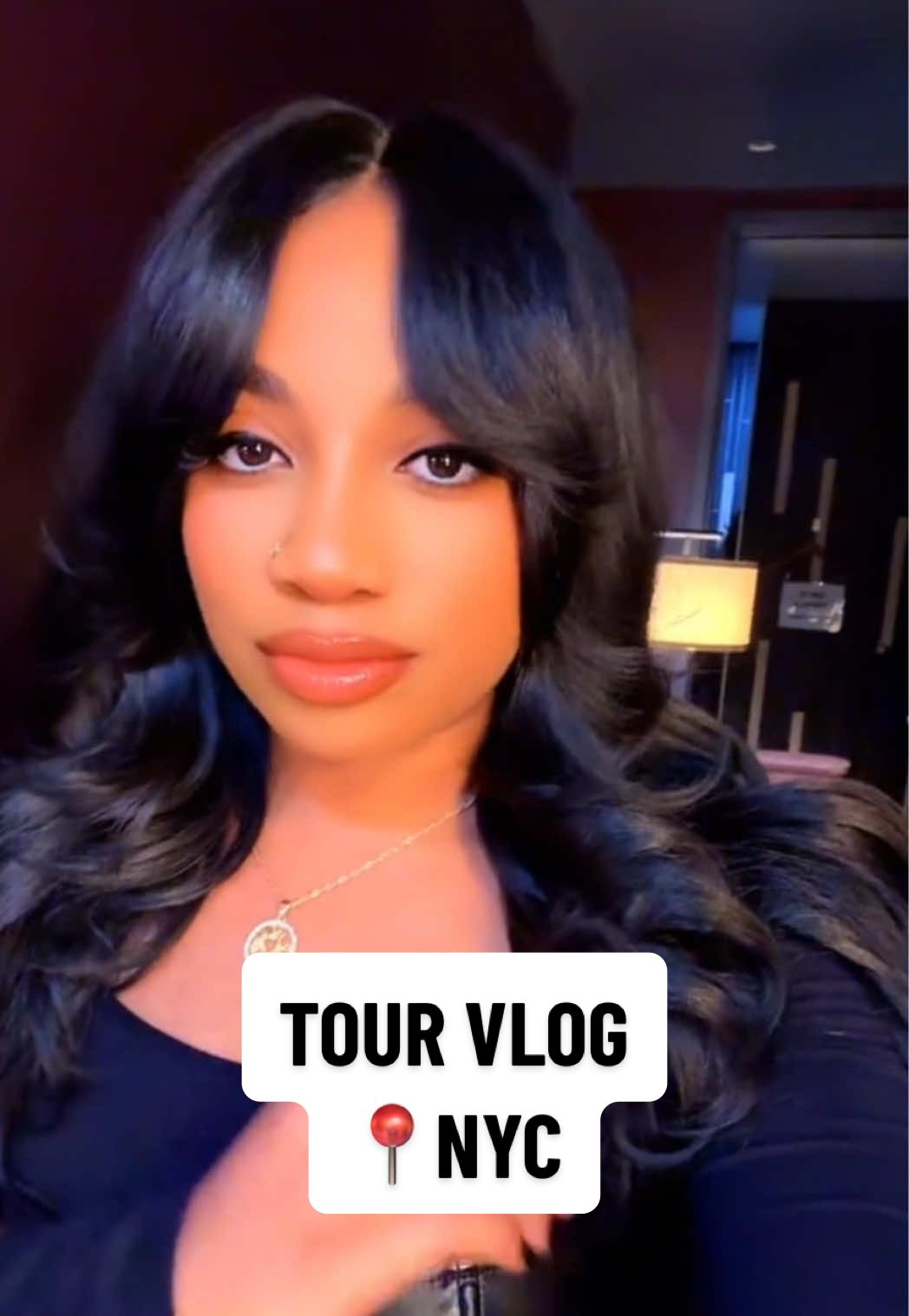 NYC🖤 I couldn’t live there but I can’t seem to stay away! #citygirl #tour #minivlog #creativedirector #OOTD 